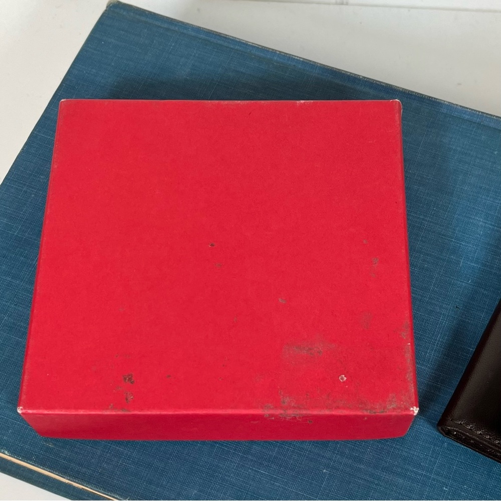 Vintage Boxed Pierre Cardin Brown Tri-Fold Leather Key Holder Case Keycase - Picture 14 of 15